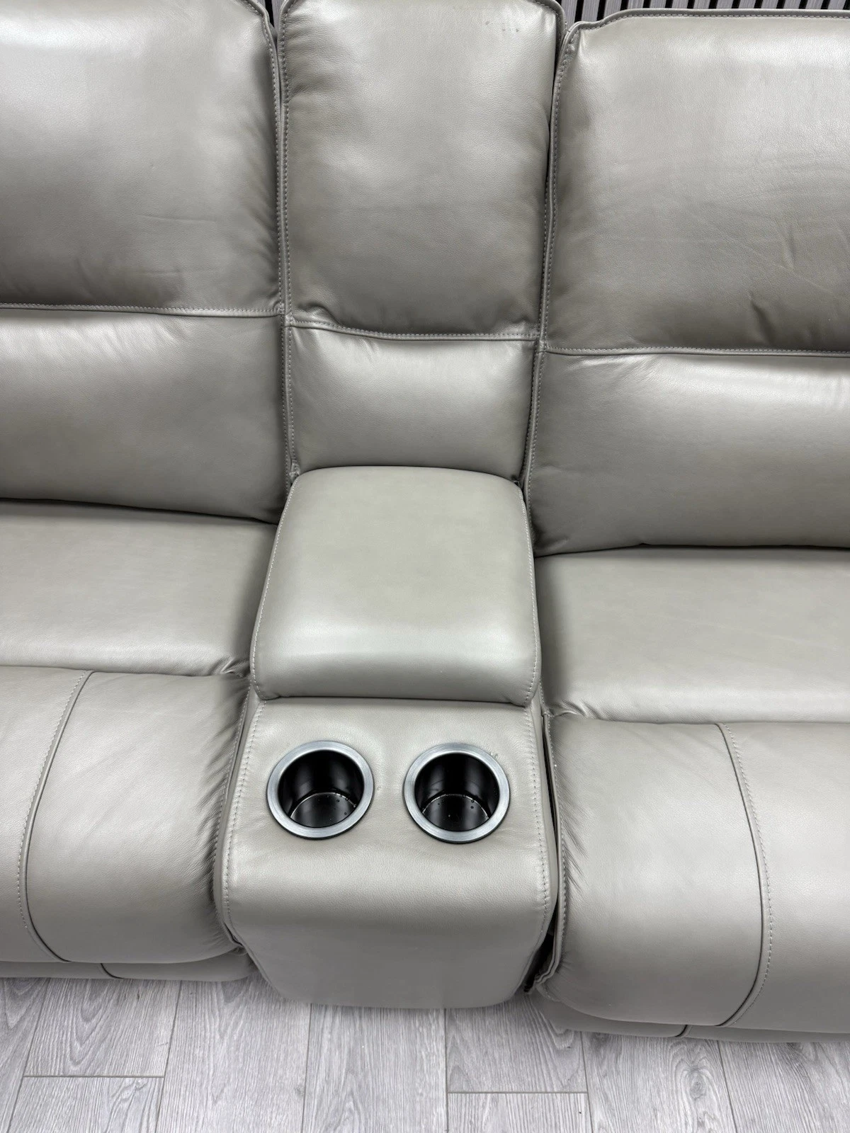 3+2 seater sofa set sale in Leicester with weekend deals 3+2 seater sofa set sale in Leicester with weekend deals