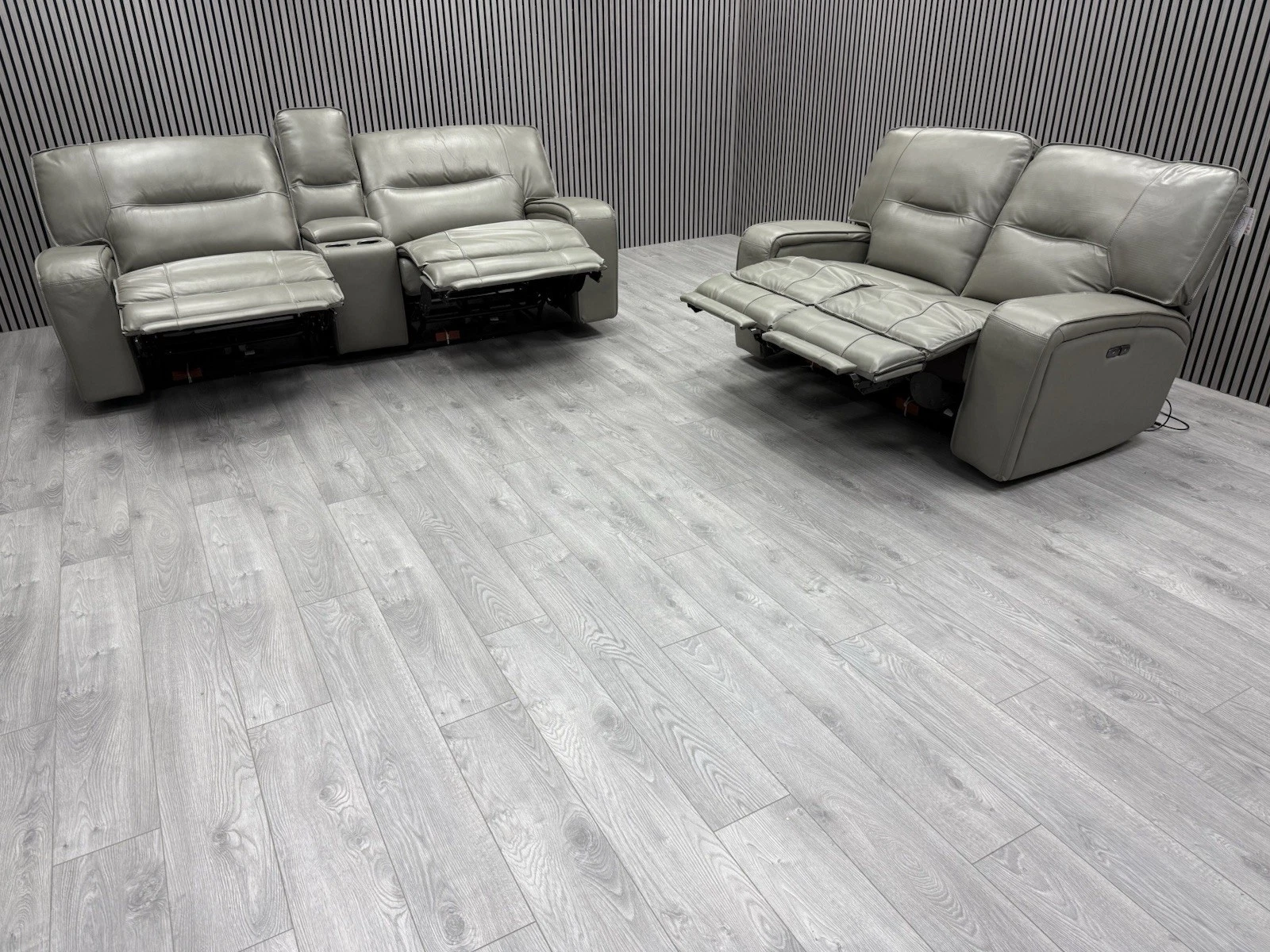 Budget-friendly 3+2 sofa sets for fast delivery in the UK Budget-friendly 3+2 sofa sets for fast delivery in the UK