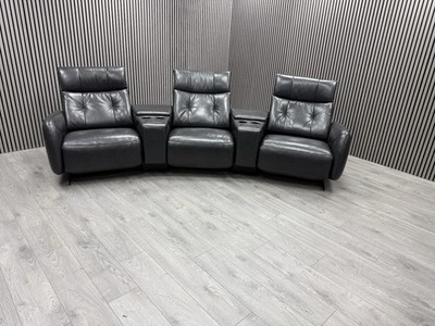 DFS CINEMA SOFA IN GREY LEATHER ELECTRIC RECLINER HEADREST CUP HOLDER WIRELESS